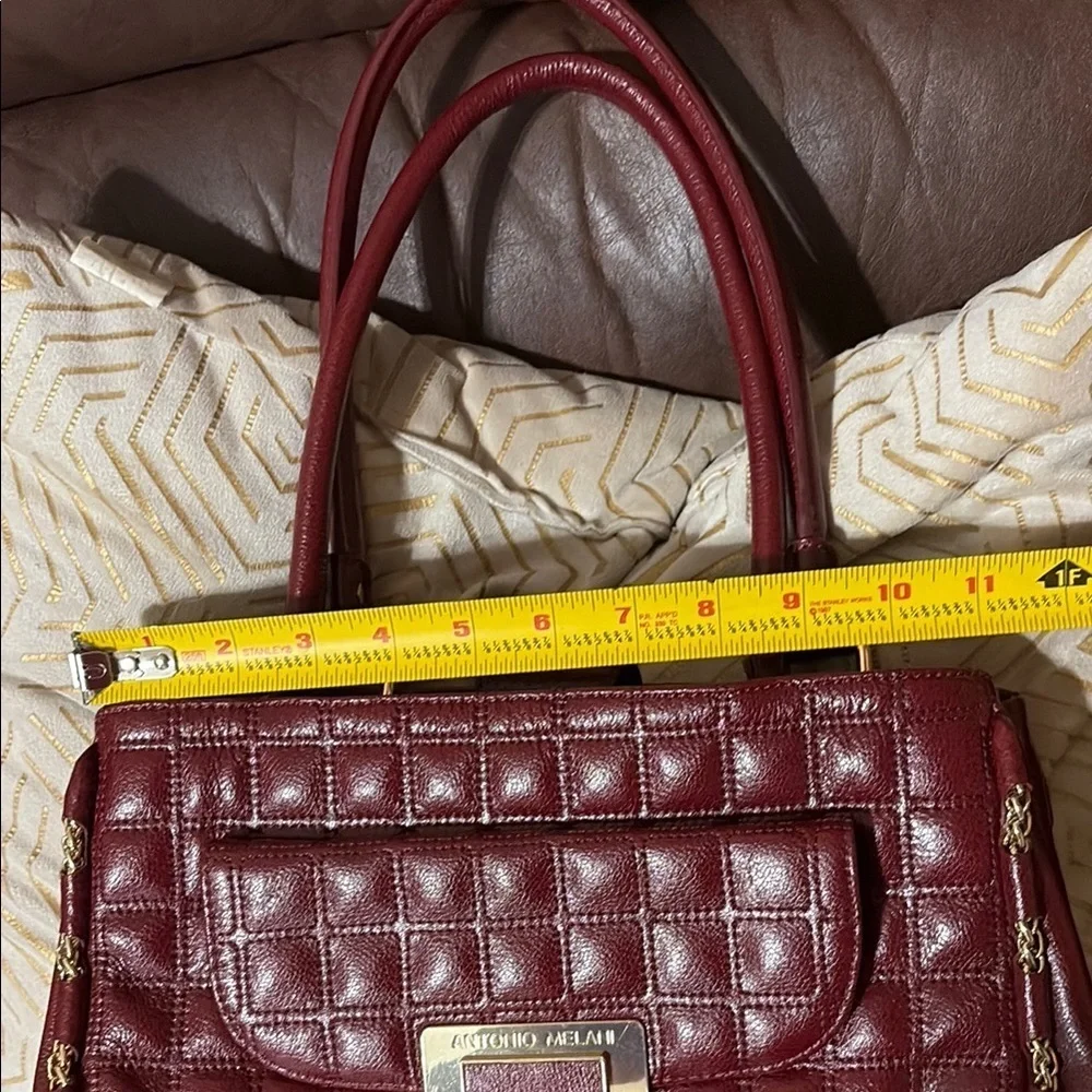 ANTONIO MELANI Burgundy Quilted Shoulder Bag with Gold Hardware